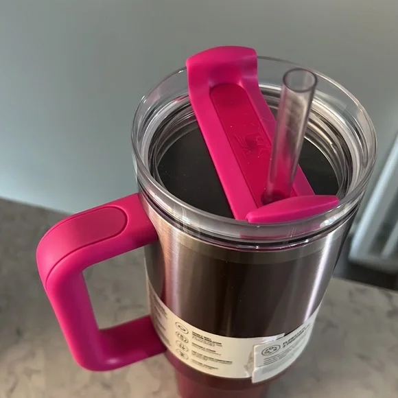 40z Quencher H2.0 Flowstate Tumbler - Camelia Gradient - Picture 5 of 5